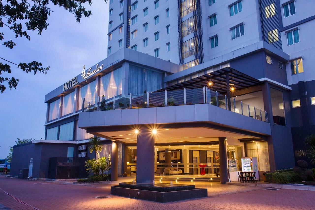 Amansari Hotel Nusajaya Nusajaya  Exterior foto
